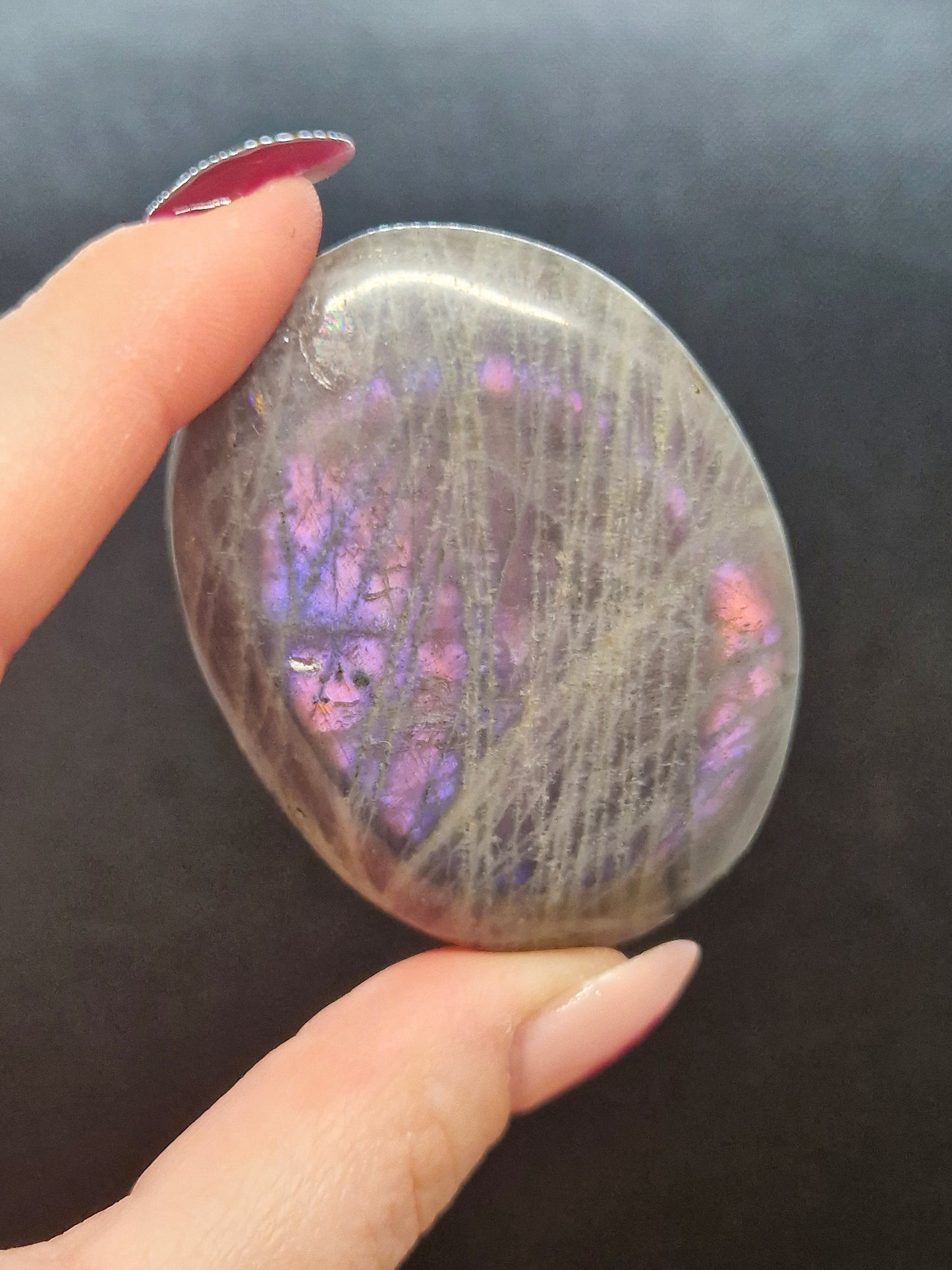 Galets Labradorite violette