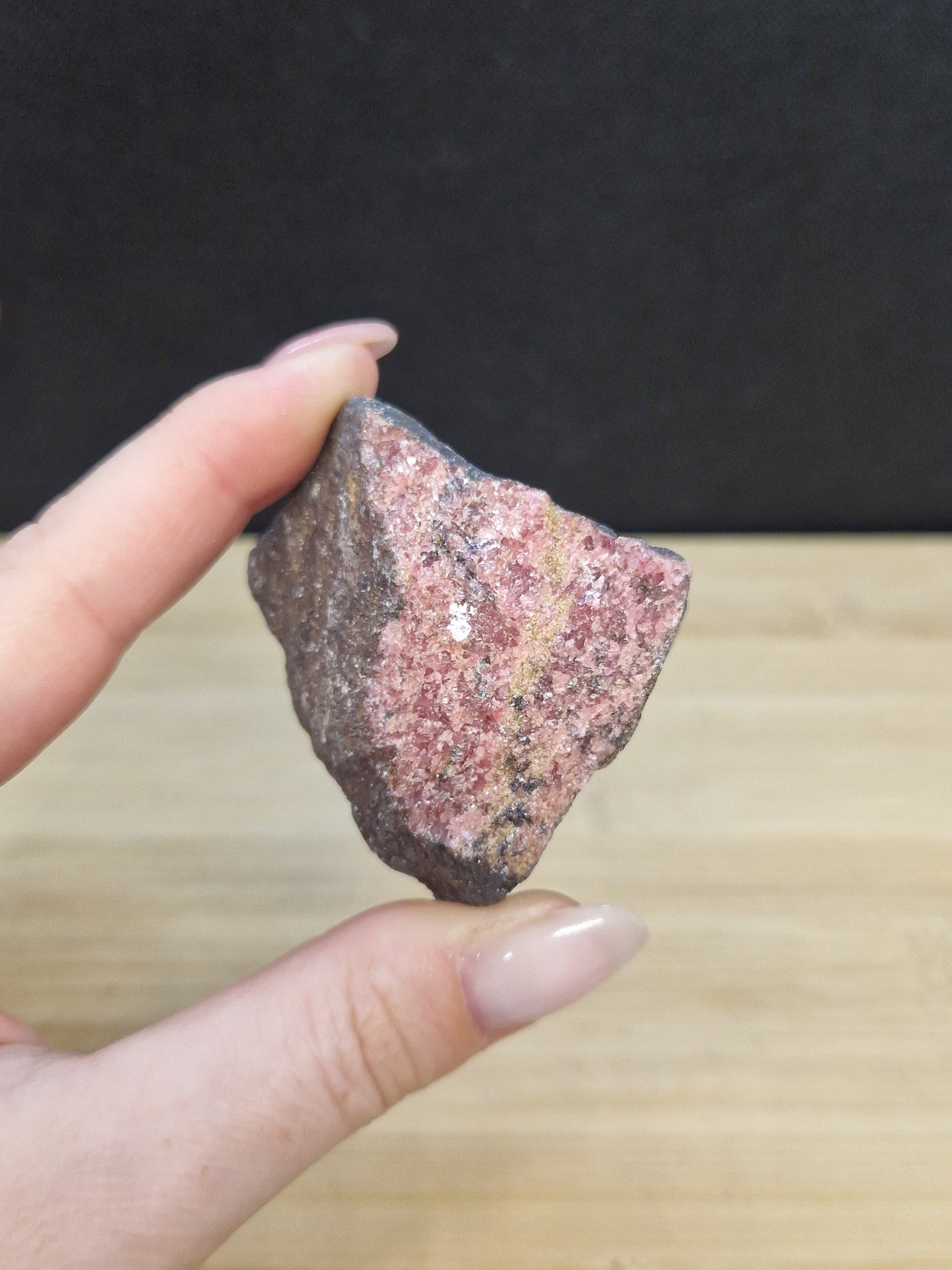 Rhodonite brute