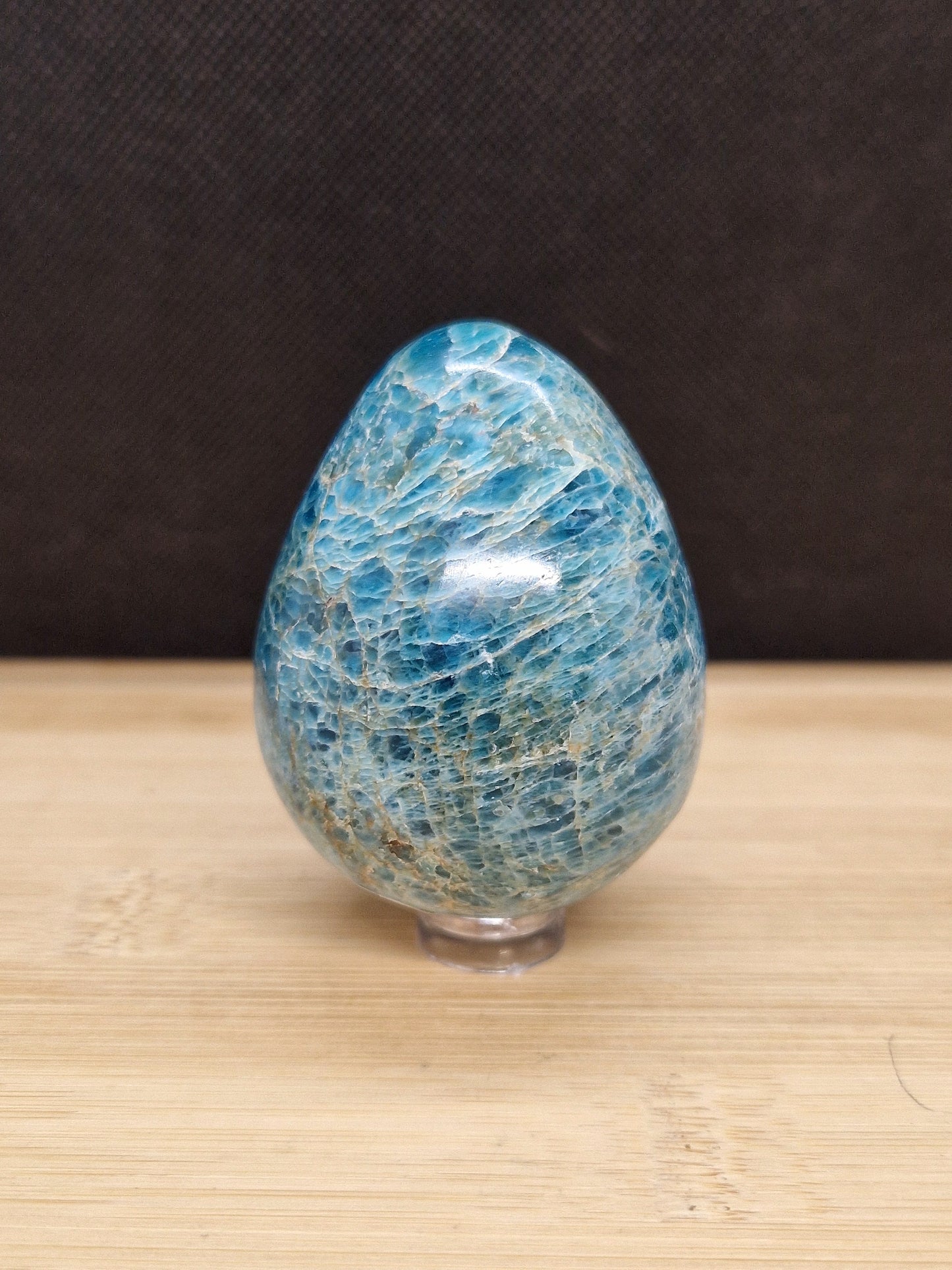 Œuf en Apatite bleue