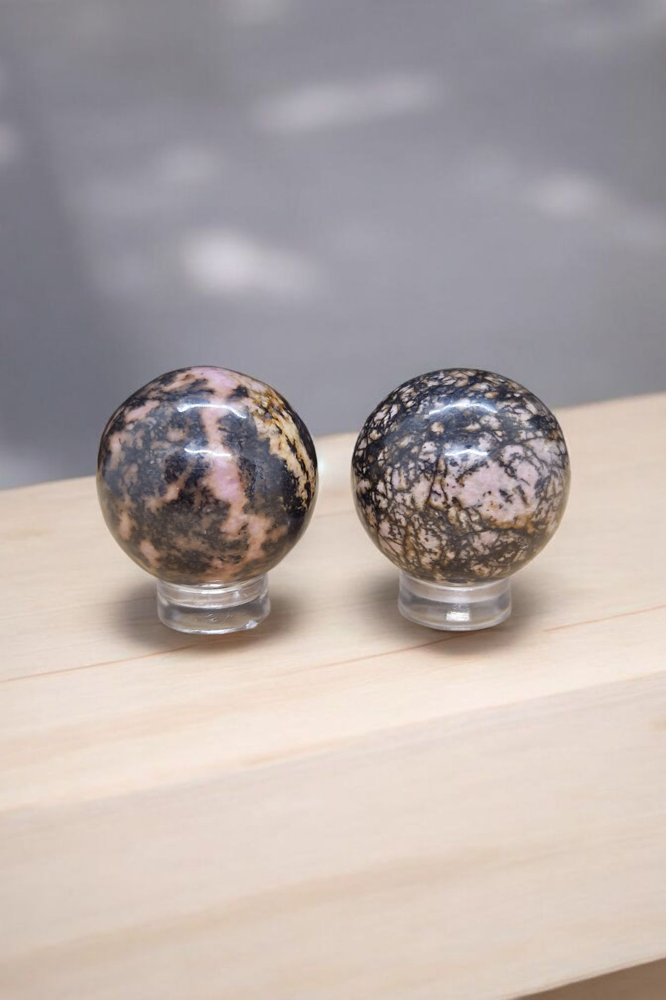 Petites sphères en Rhodonite