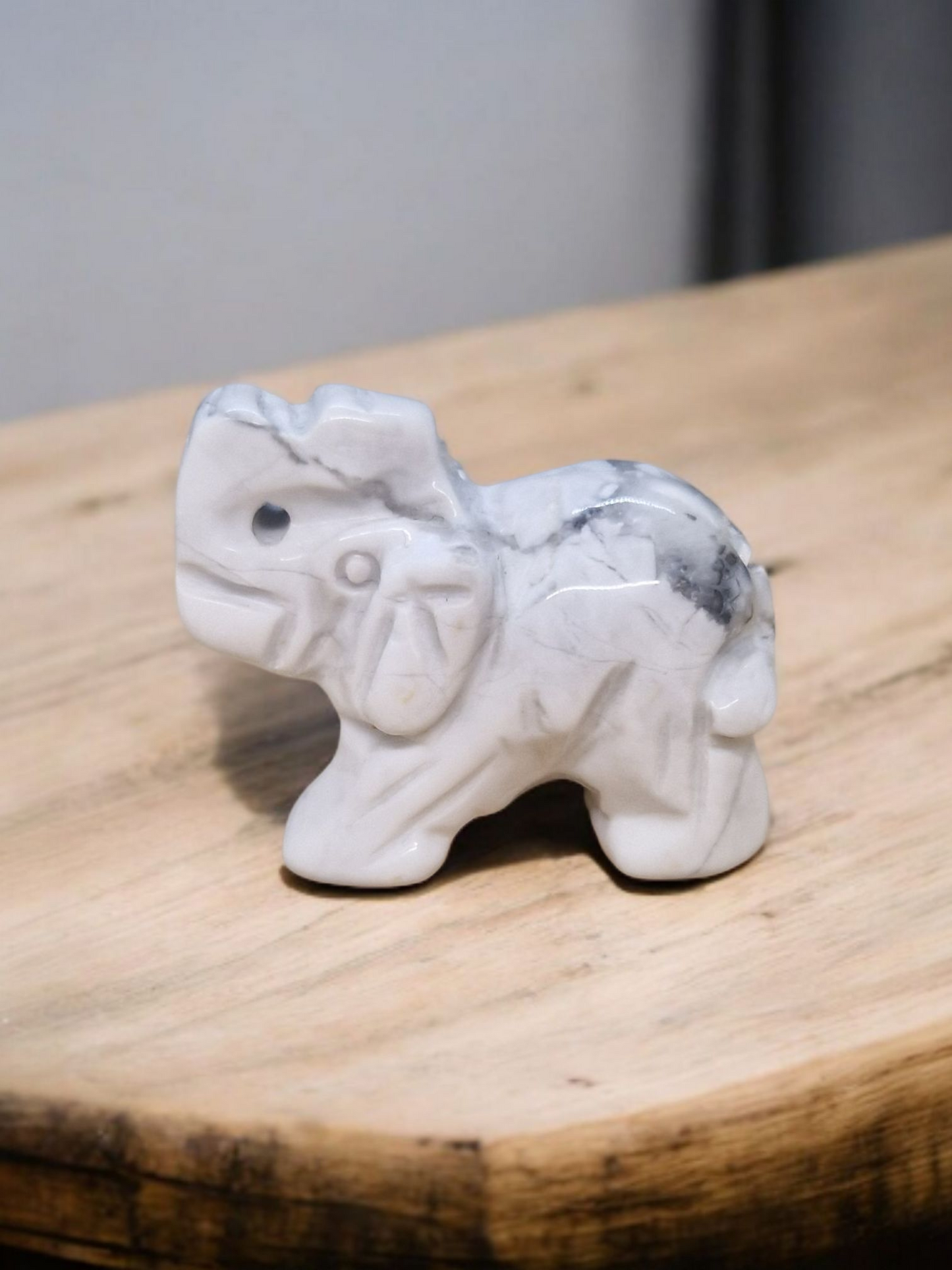 Éléphant en Howlite