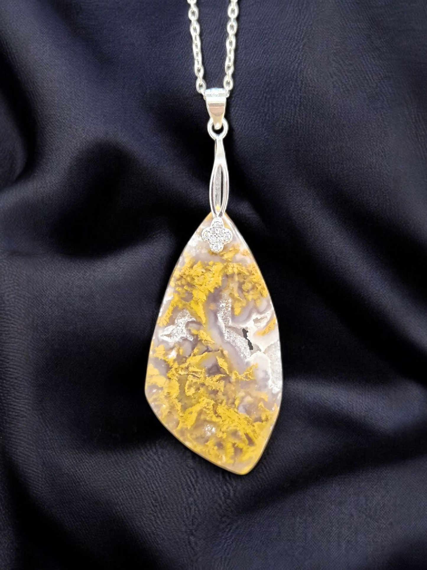Pendentif Agate plume druzy