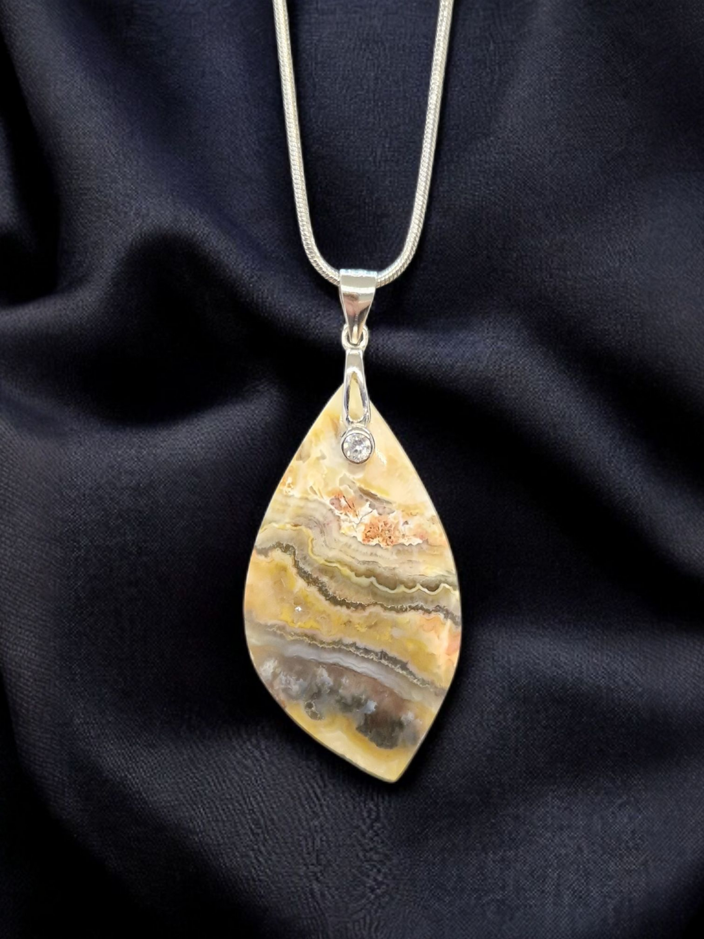 Pendentif Agate rubannée