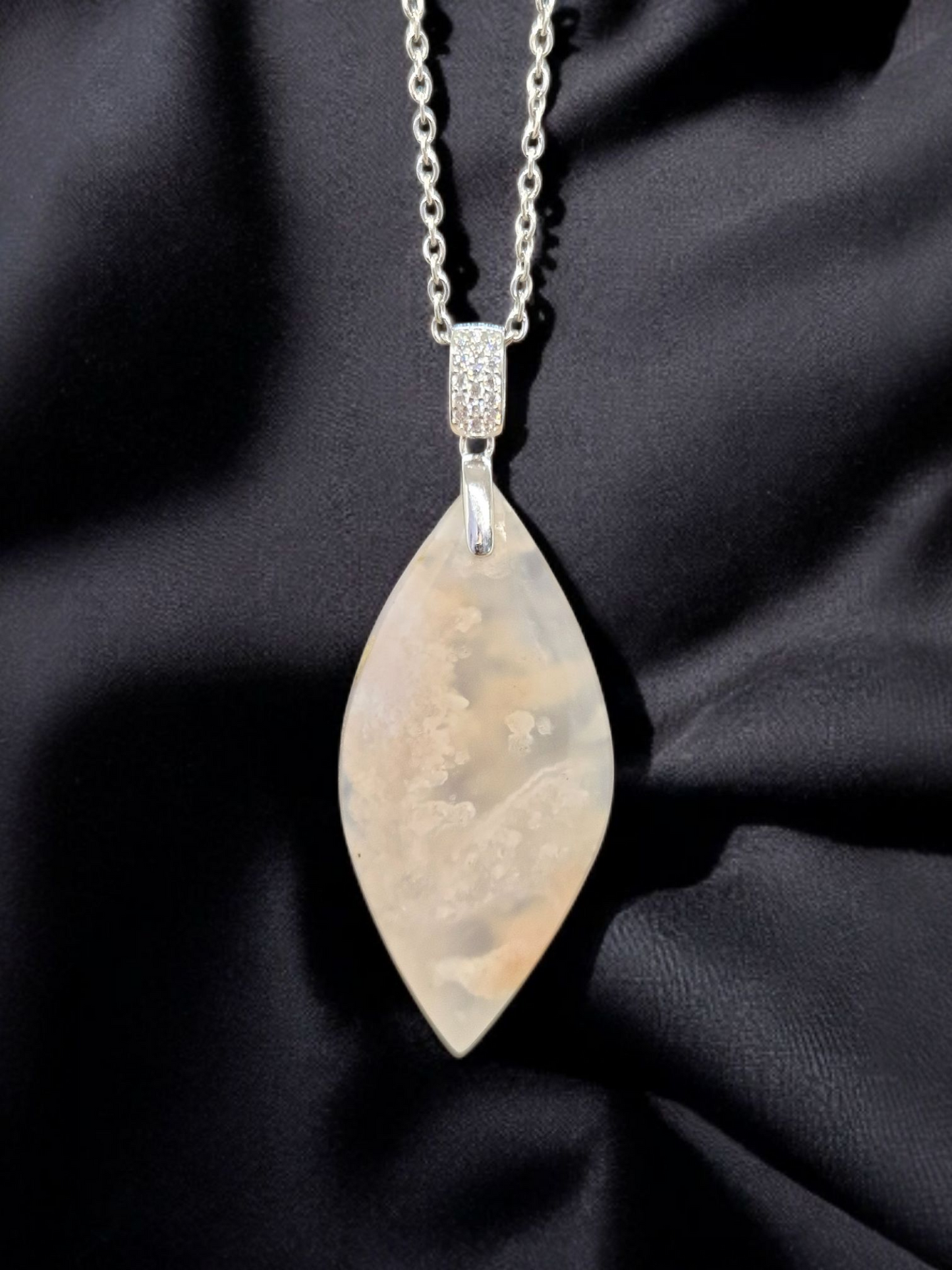 Pendentif Agate fleur de cerisier