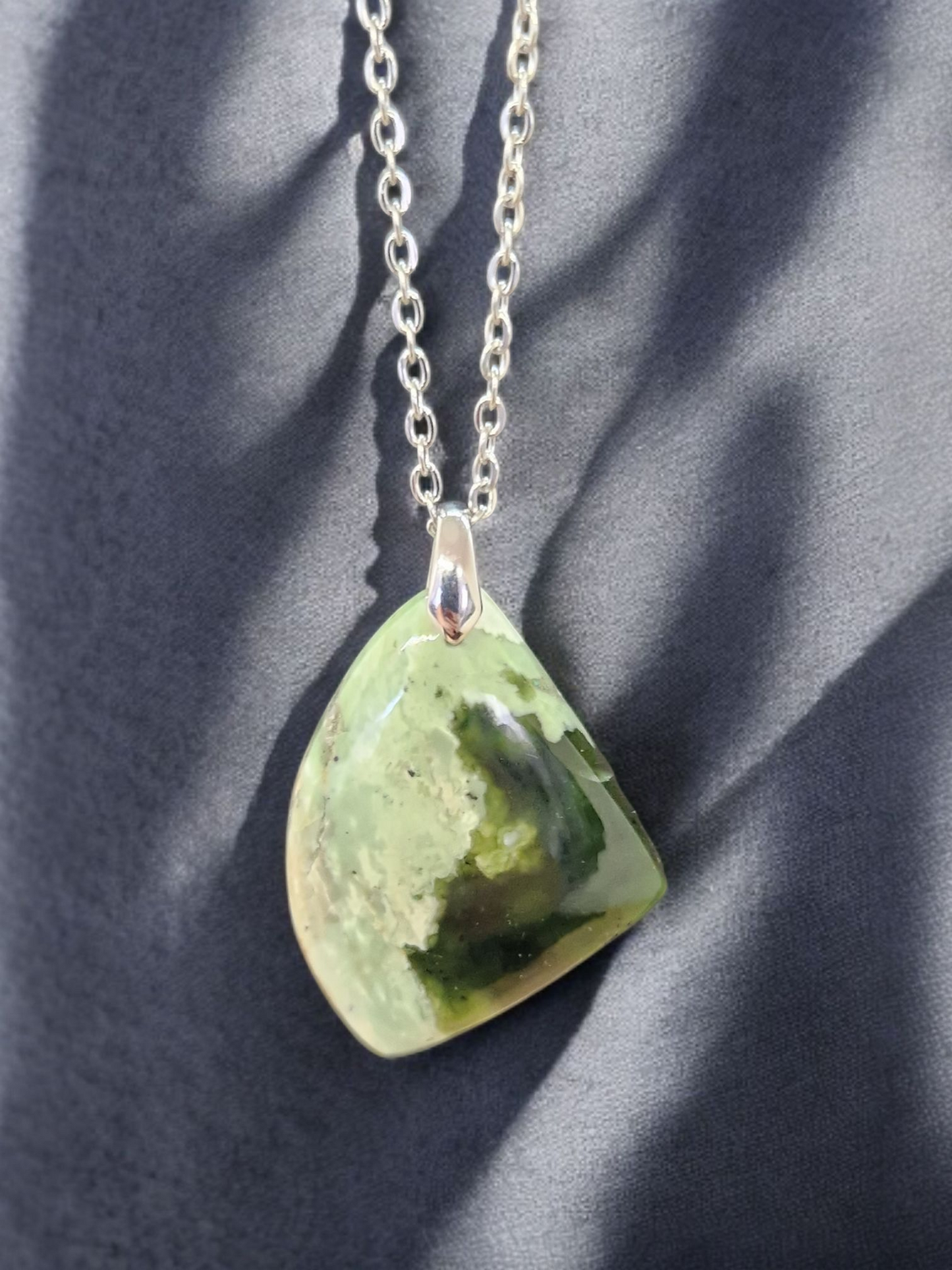 Pendentif Calcédoine chrome