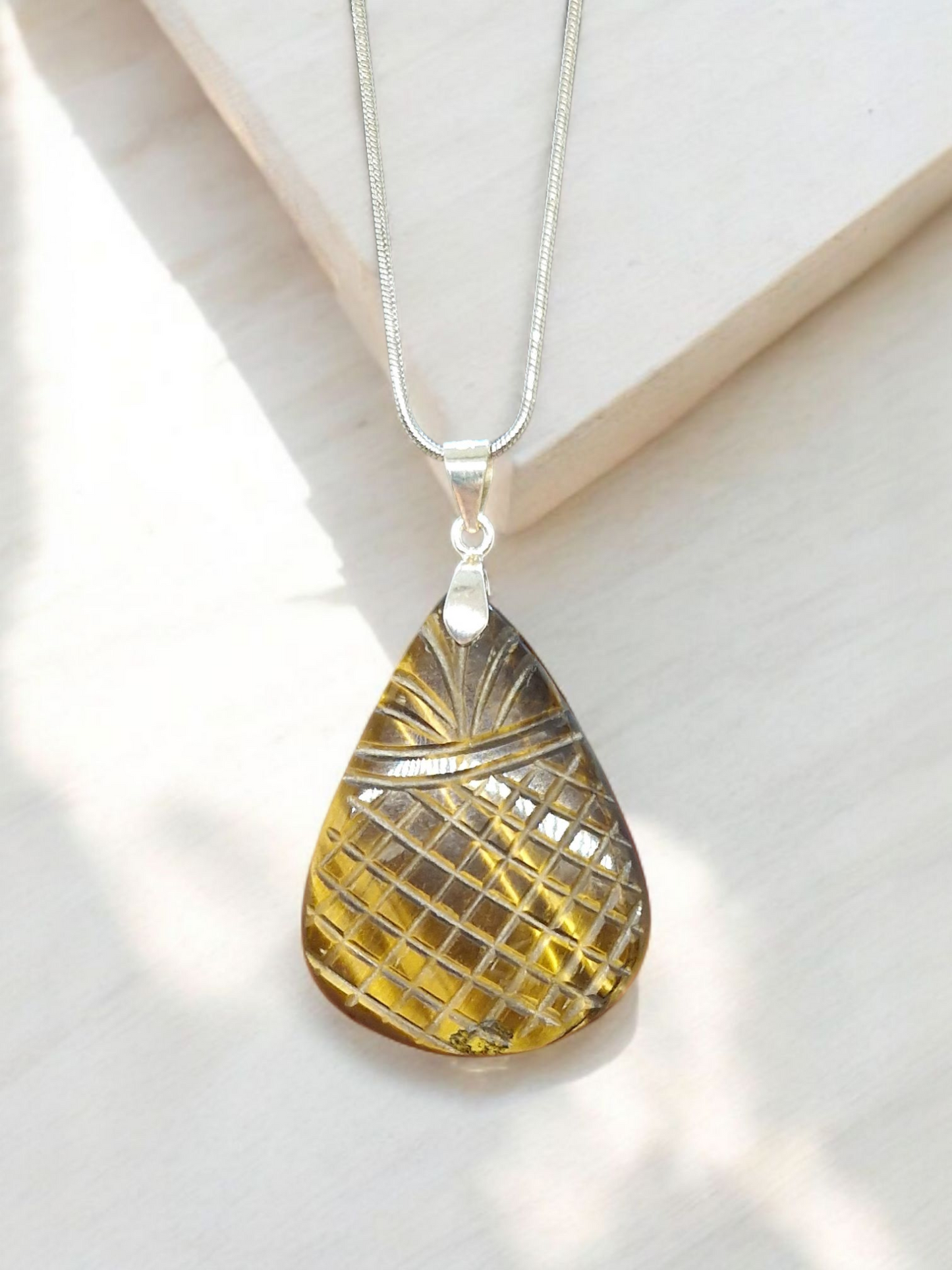 Pendentif Oeil de tigre