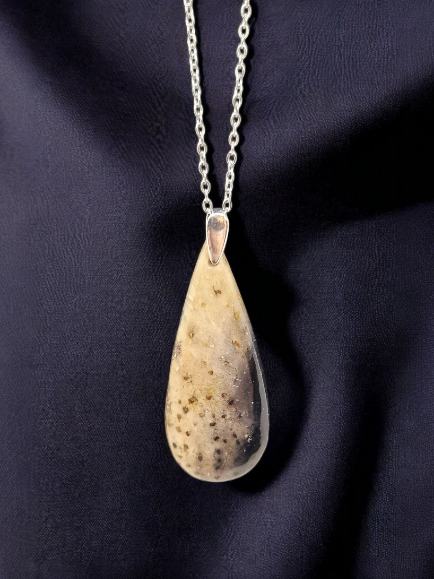 Pendentif Racine de Palmier fossilisée