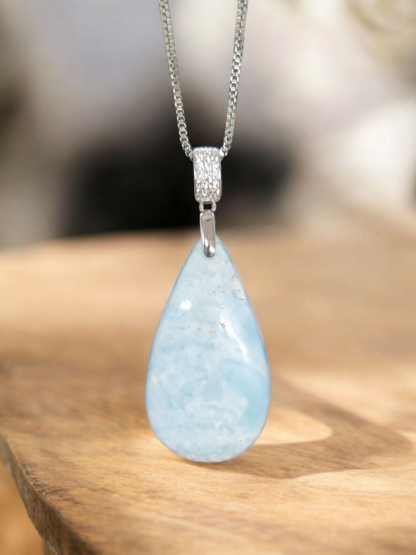 Pendentif Aragonite bleue Française