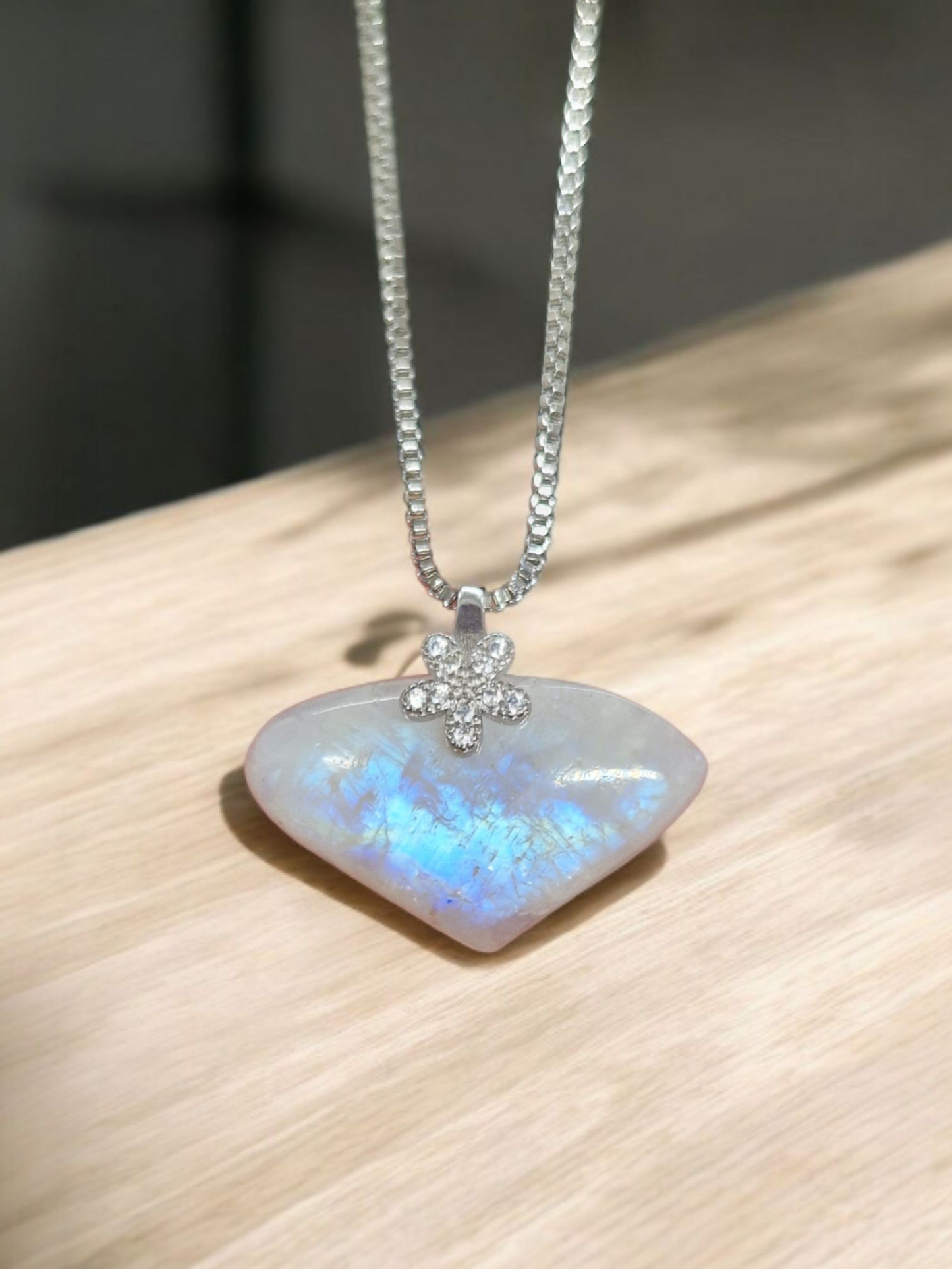 Pendentif Peristerite