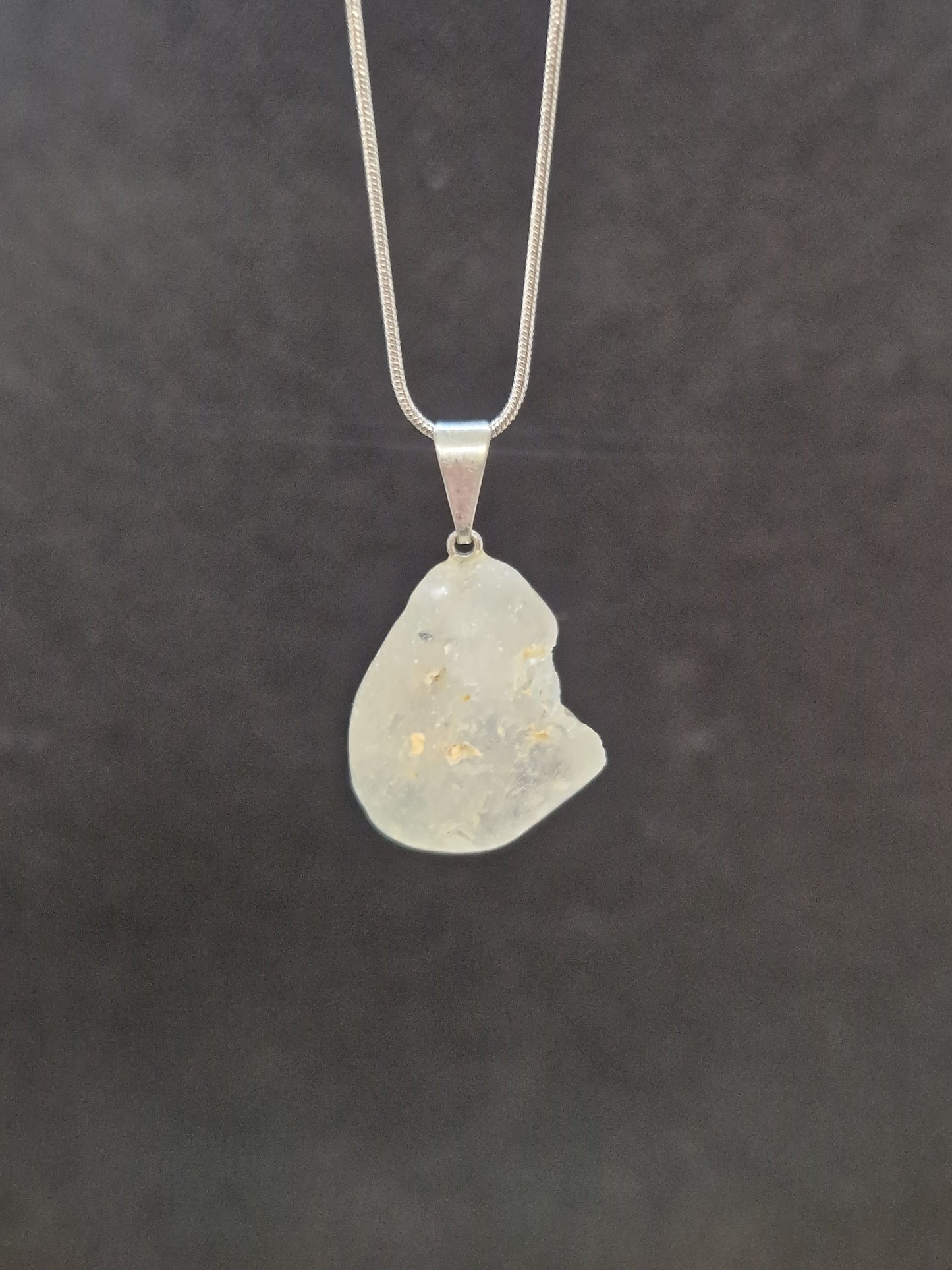 Pendentif Topaze brute pierre roulée