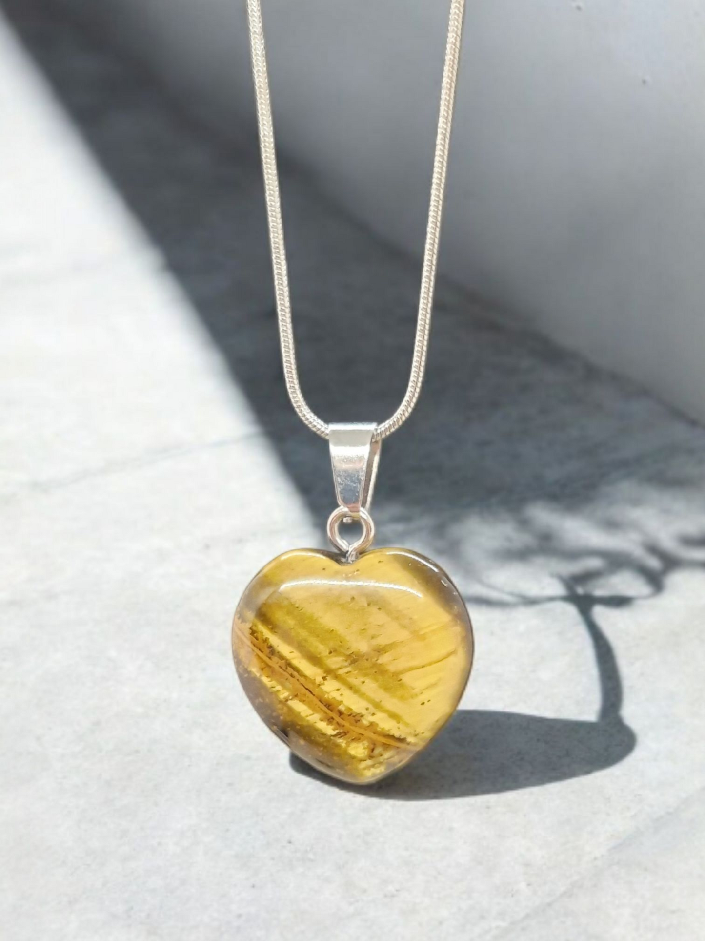 Pendentif Oeil de tigre cœur