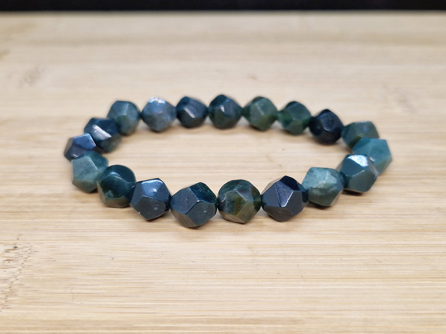 Bracelet Agate mousse facettée 10mm
