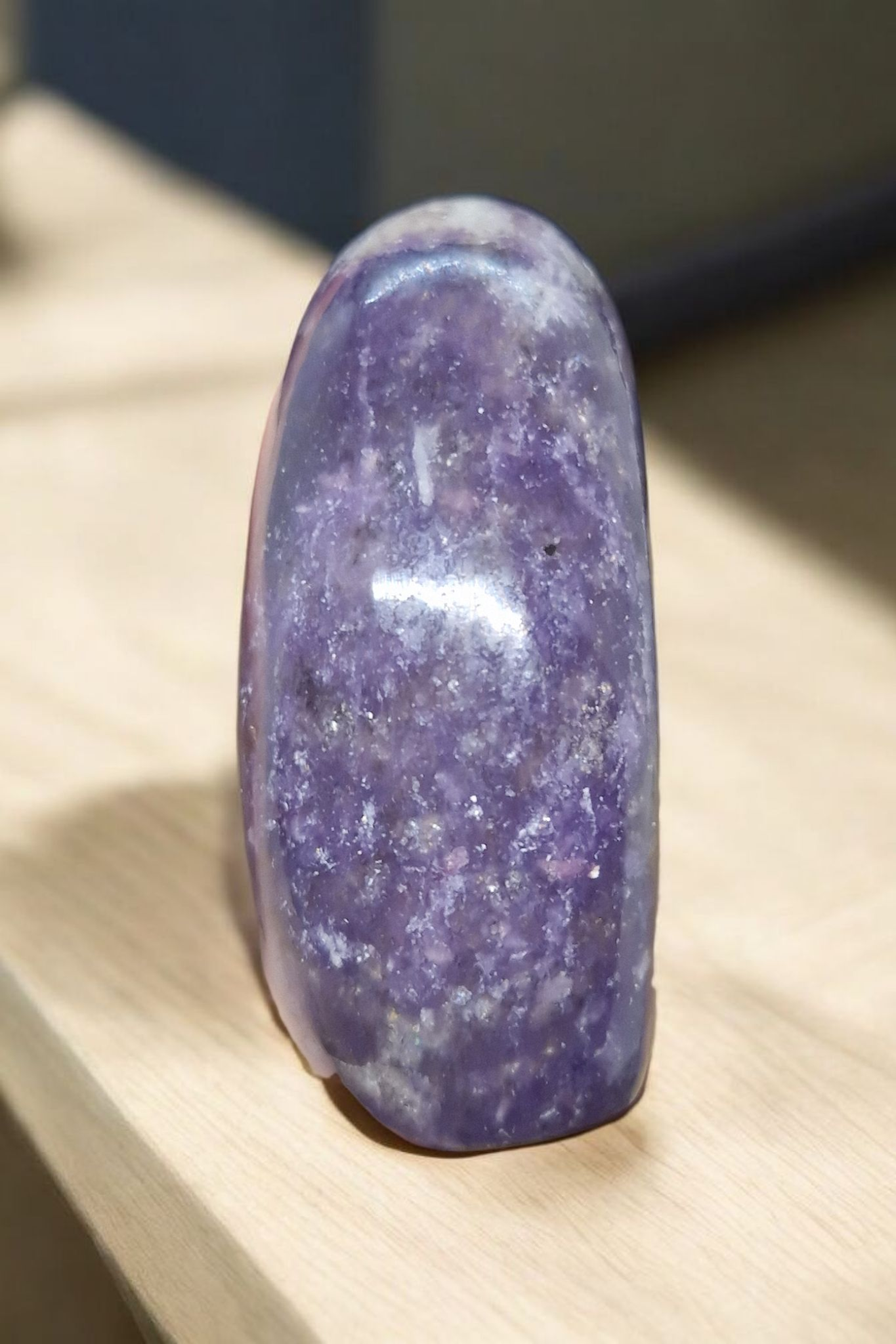 Forme libre Lépidolite