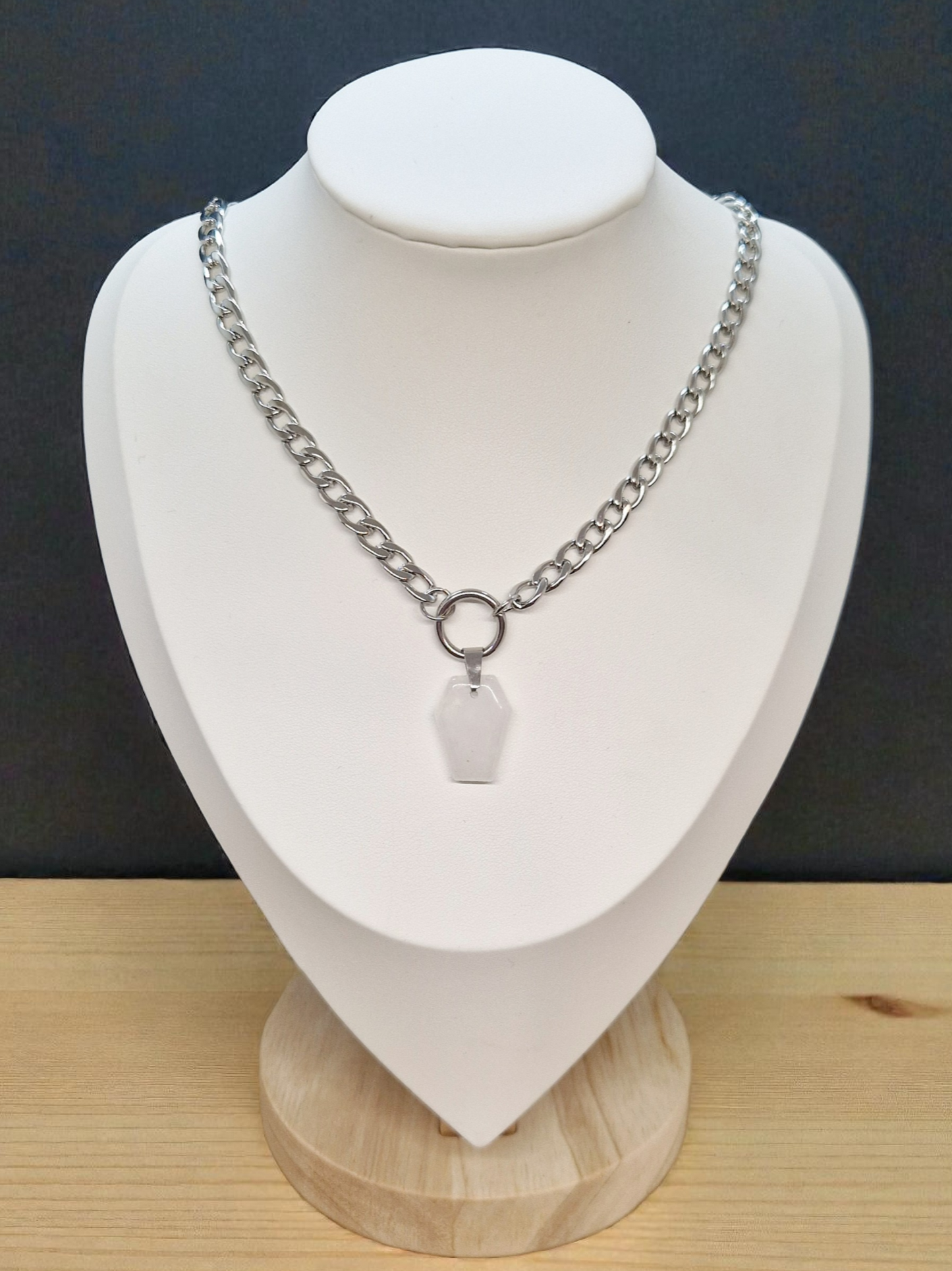 Collier Cristal de roche & Acier
