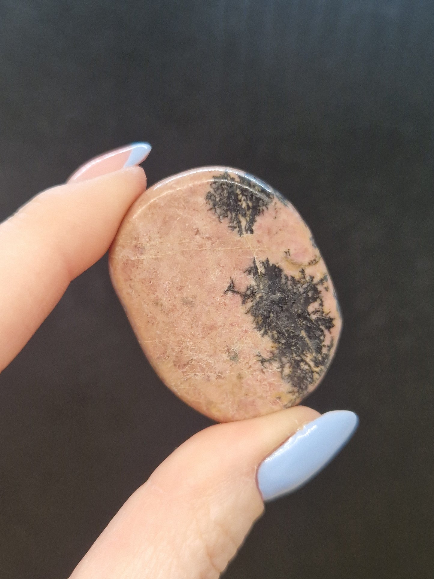 Galet plat Rhodonite
