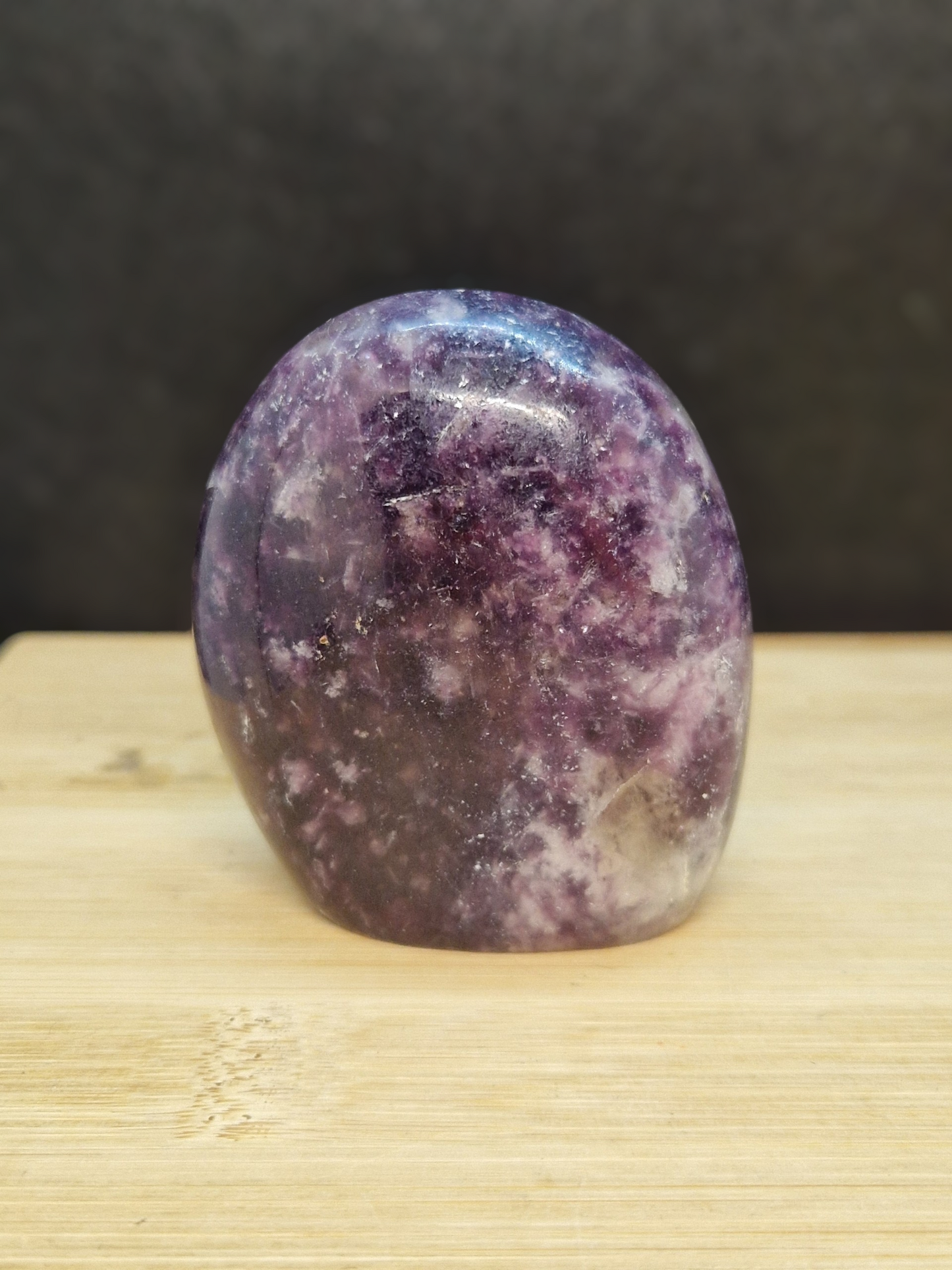 Forme libre Lépidolite