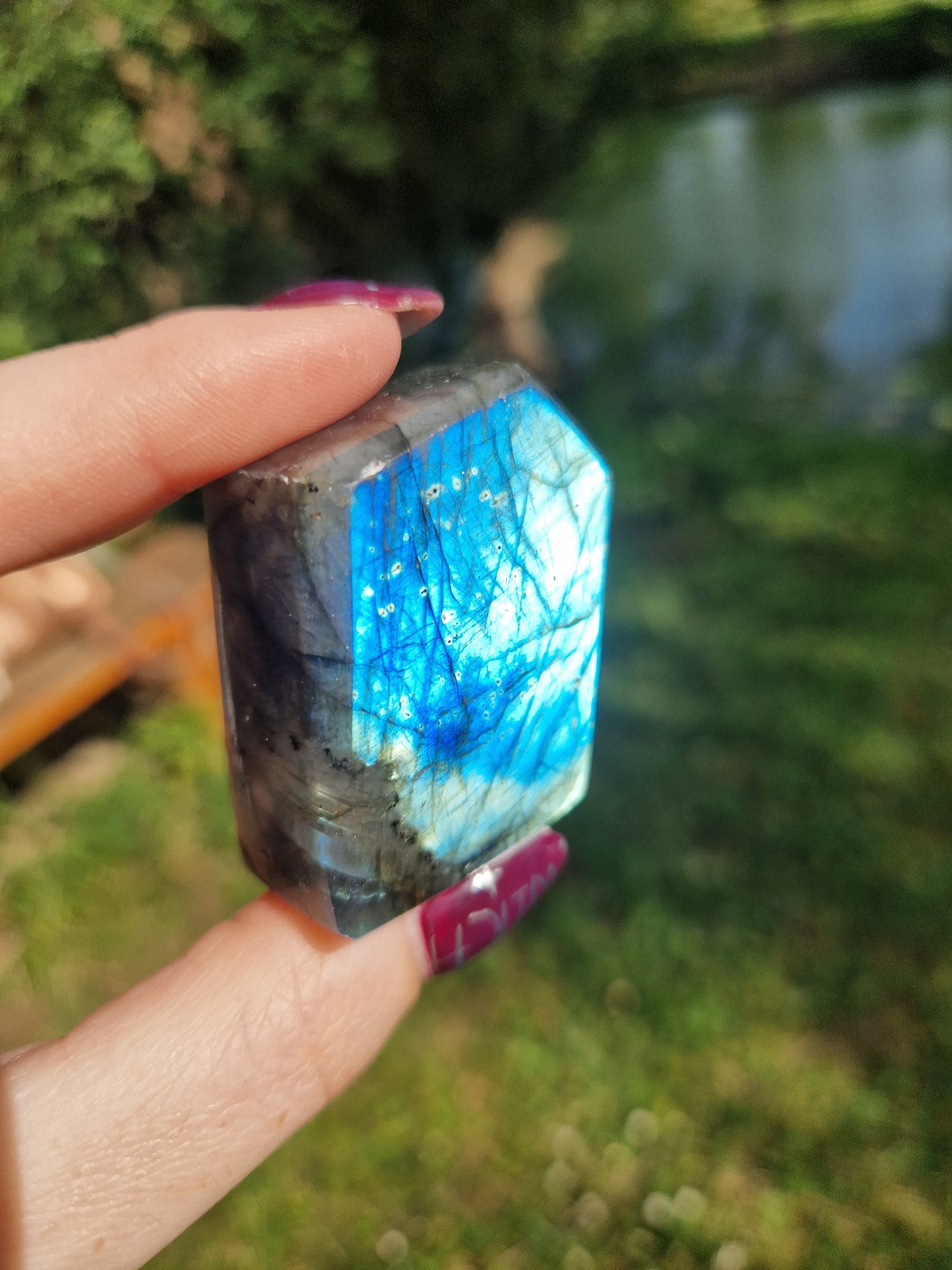 Tranche Labradorite