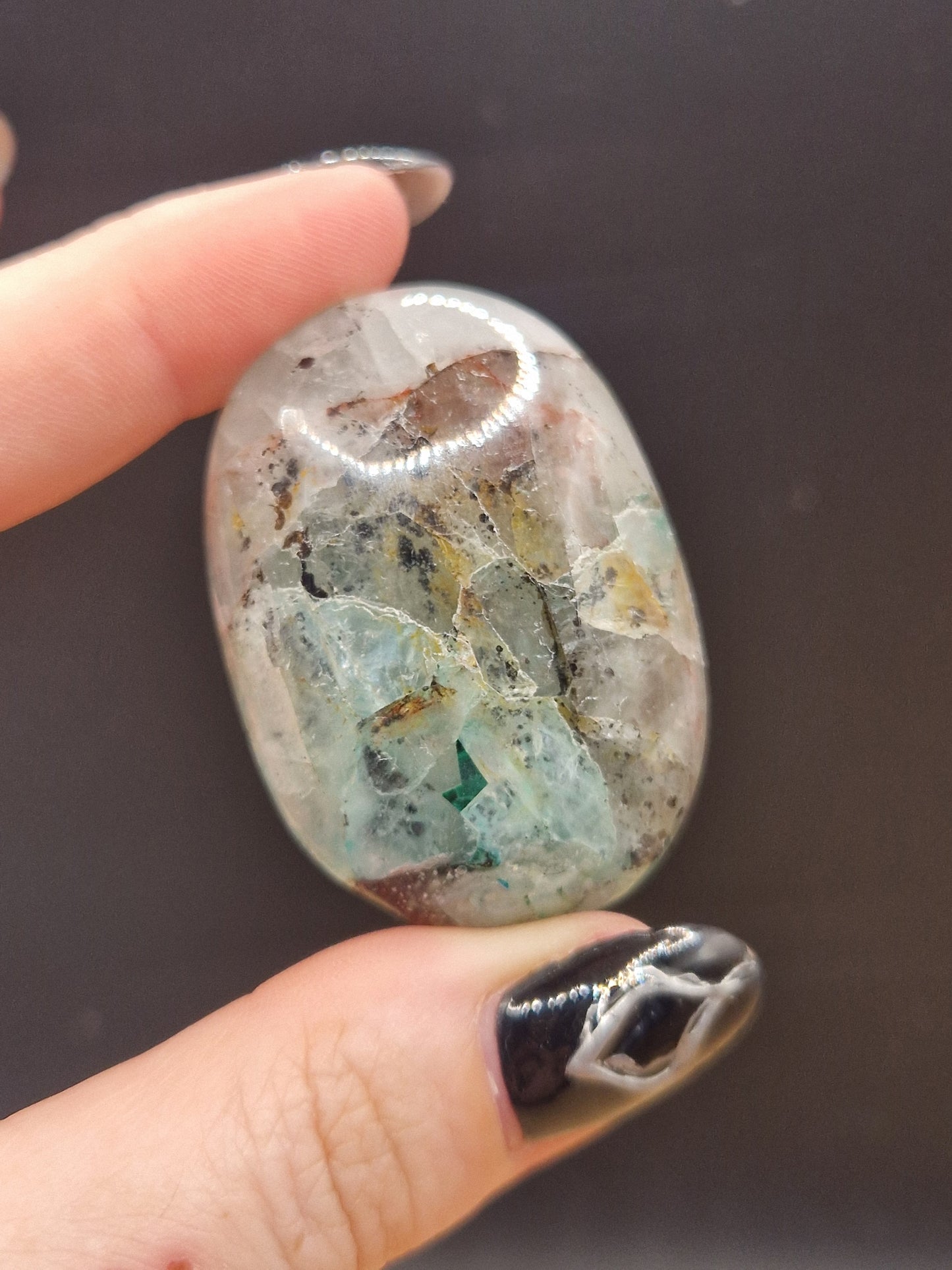 Galet Chrysocolle sur Quartz