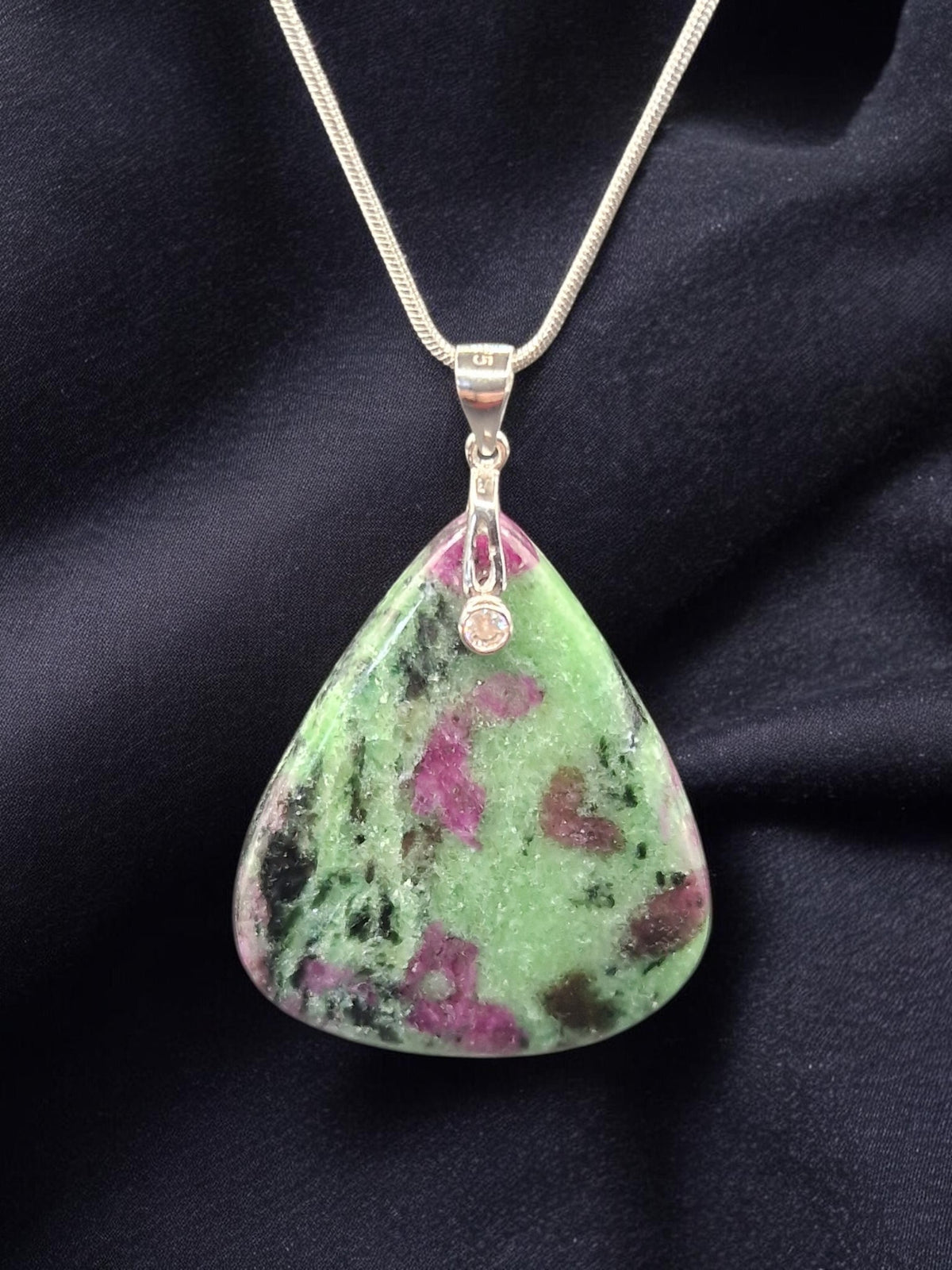 Pendentif Rubis zoisite