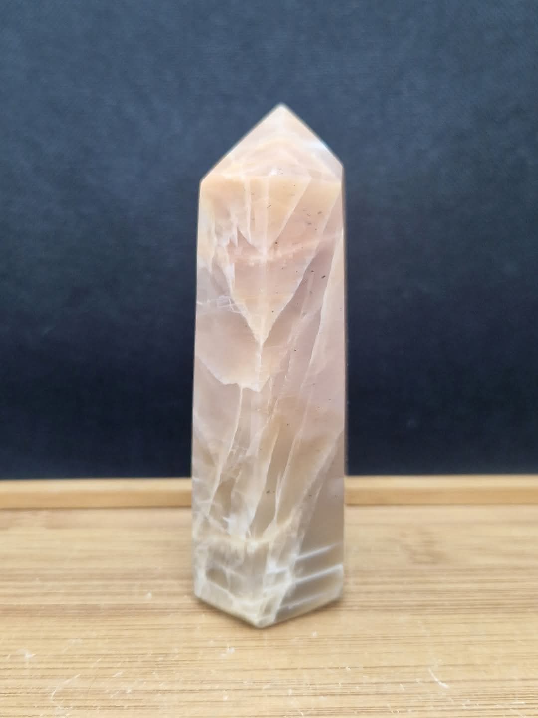 Pointe pierre de lune beige