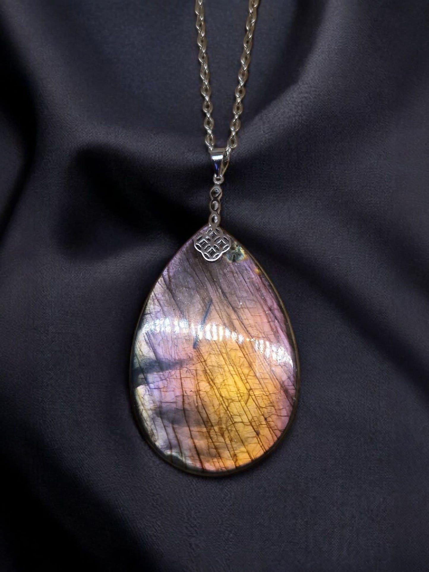 Pendentif Labradorite violette