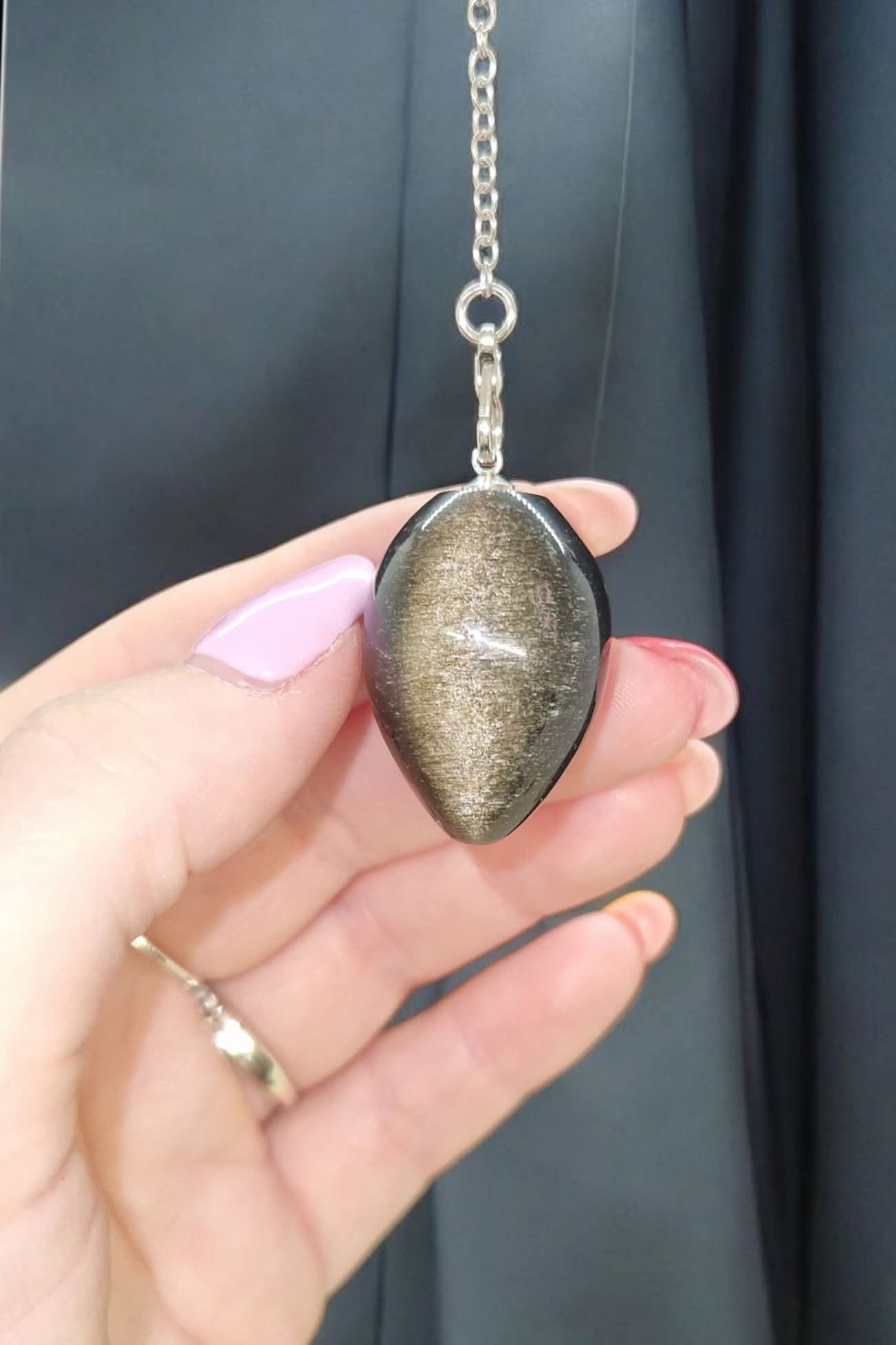 Pendule Obsidienne dorée