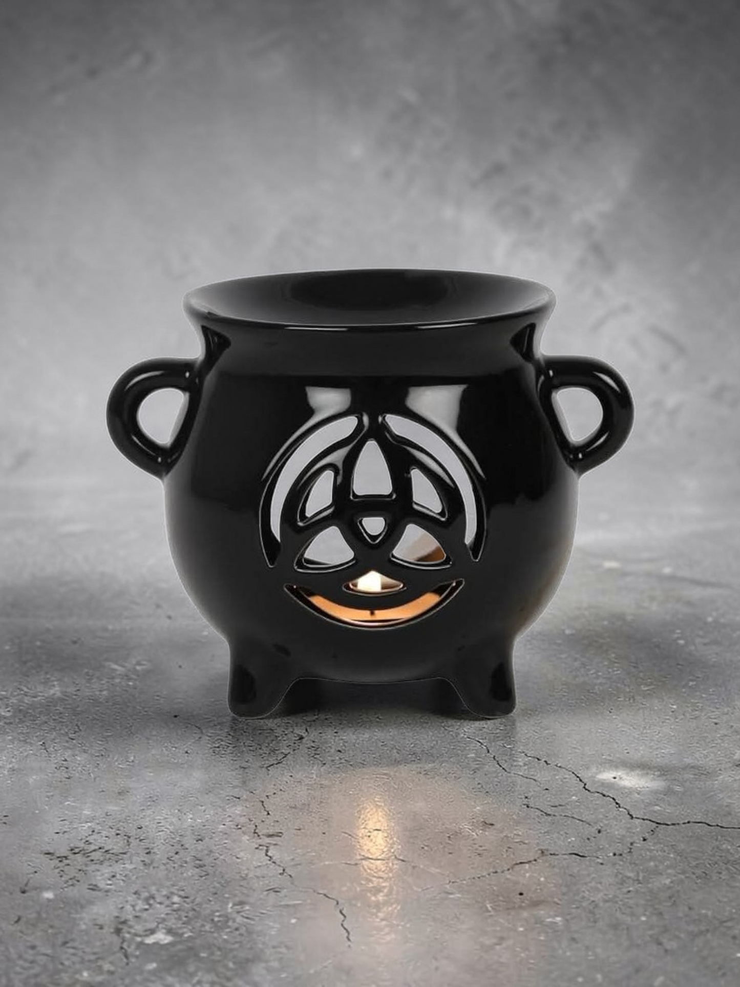 Brûleur chaudron triquetra