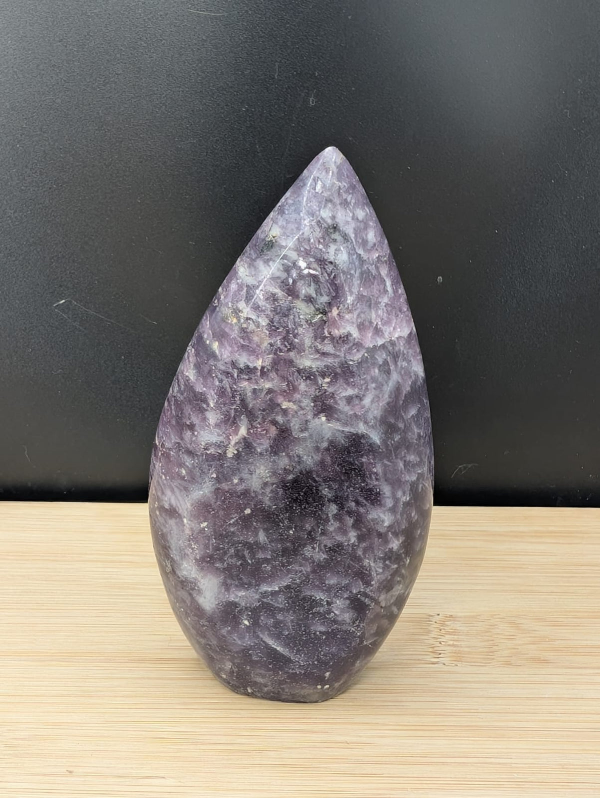 Forme libre Lépidolite