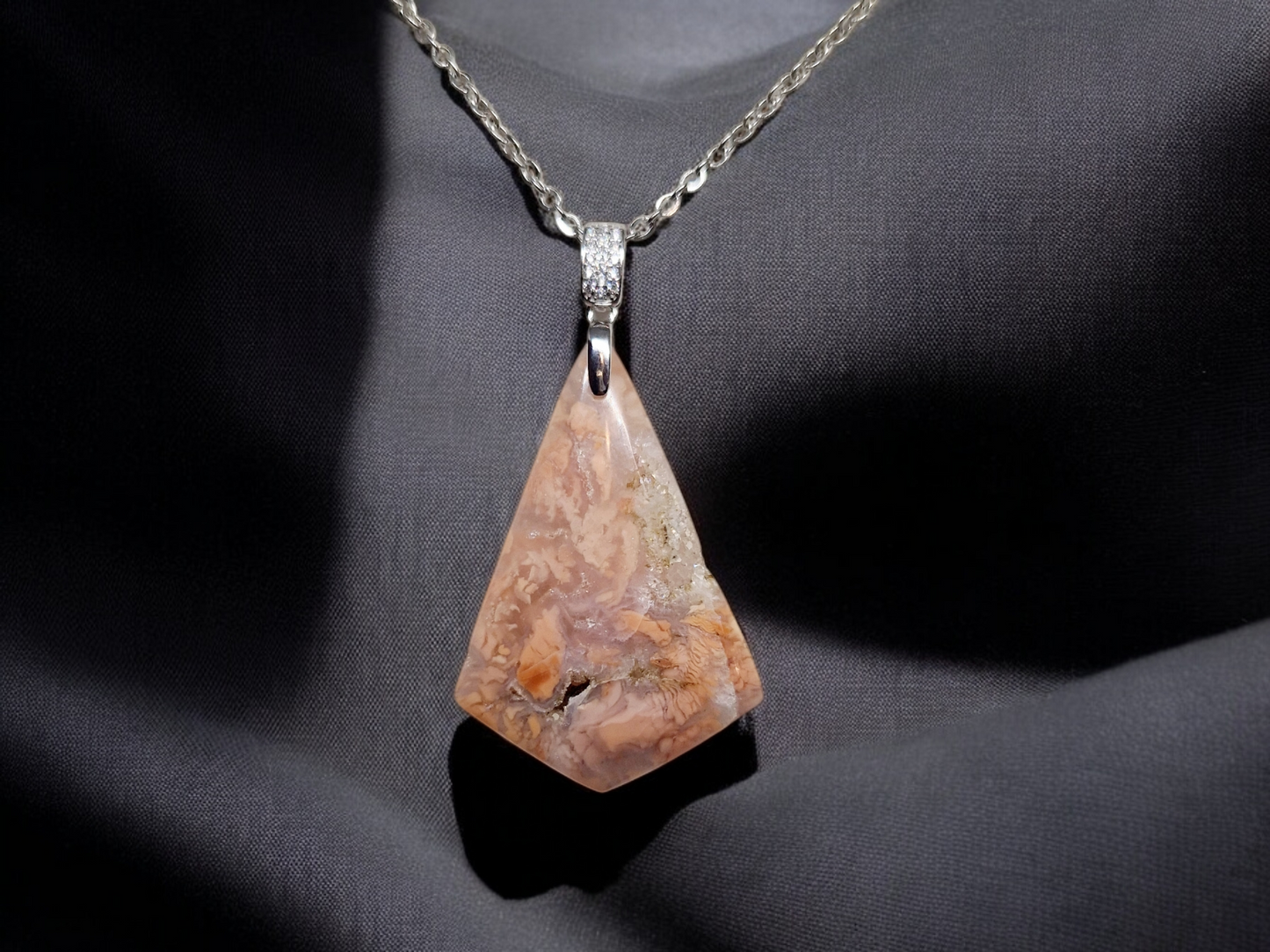 Pendentif Agate candy coton