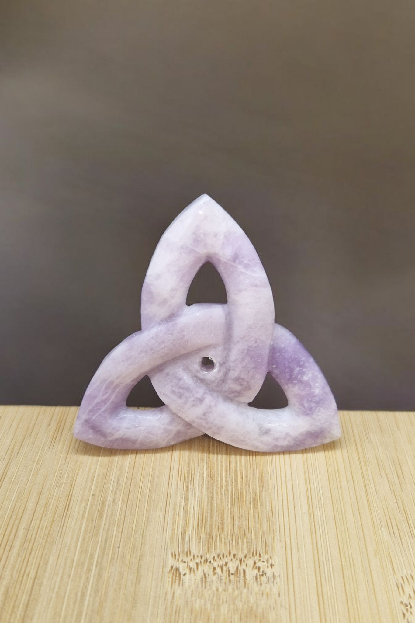 Triquetra Lépidolite