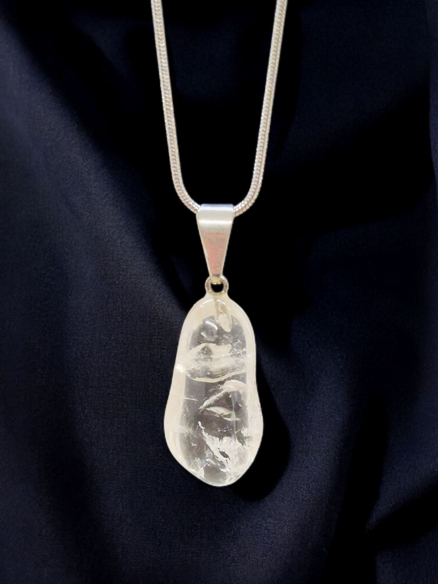 Pendentif Cristal de roche pierre roulée