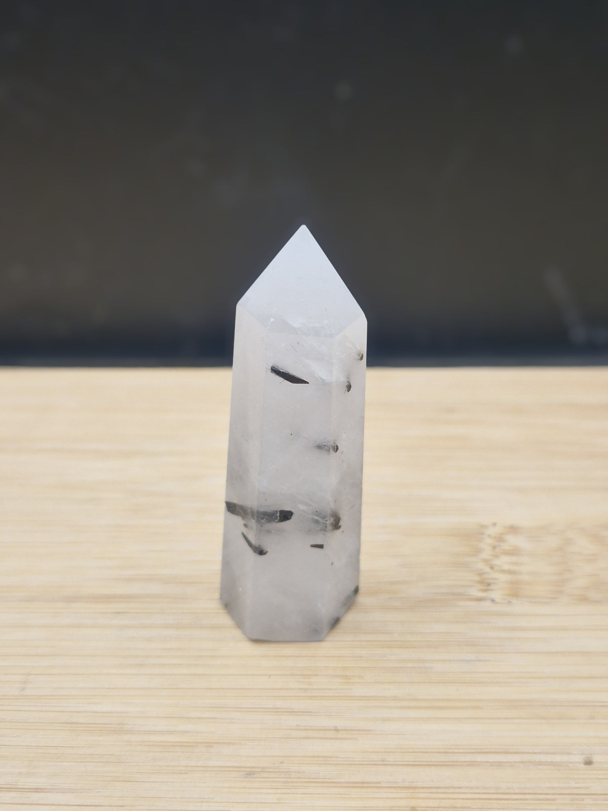 Pointe Quartz Tourmaline