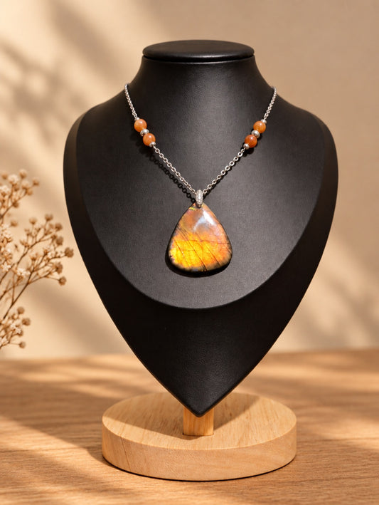 Collier Éclat d'automne en Labradorite et pierre de soleil