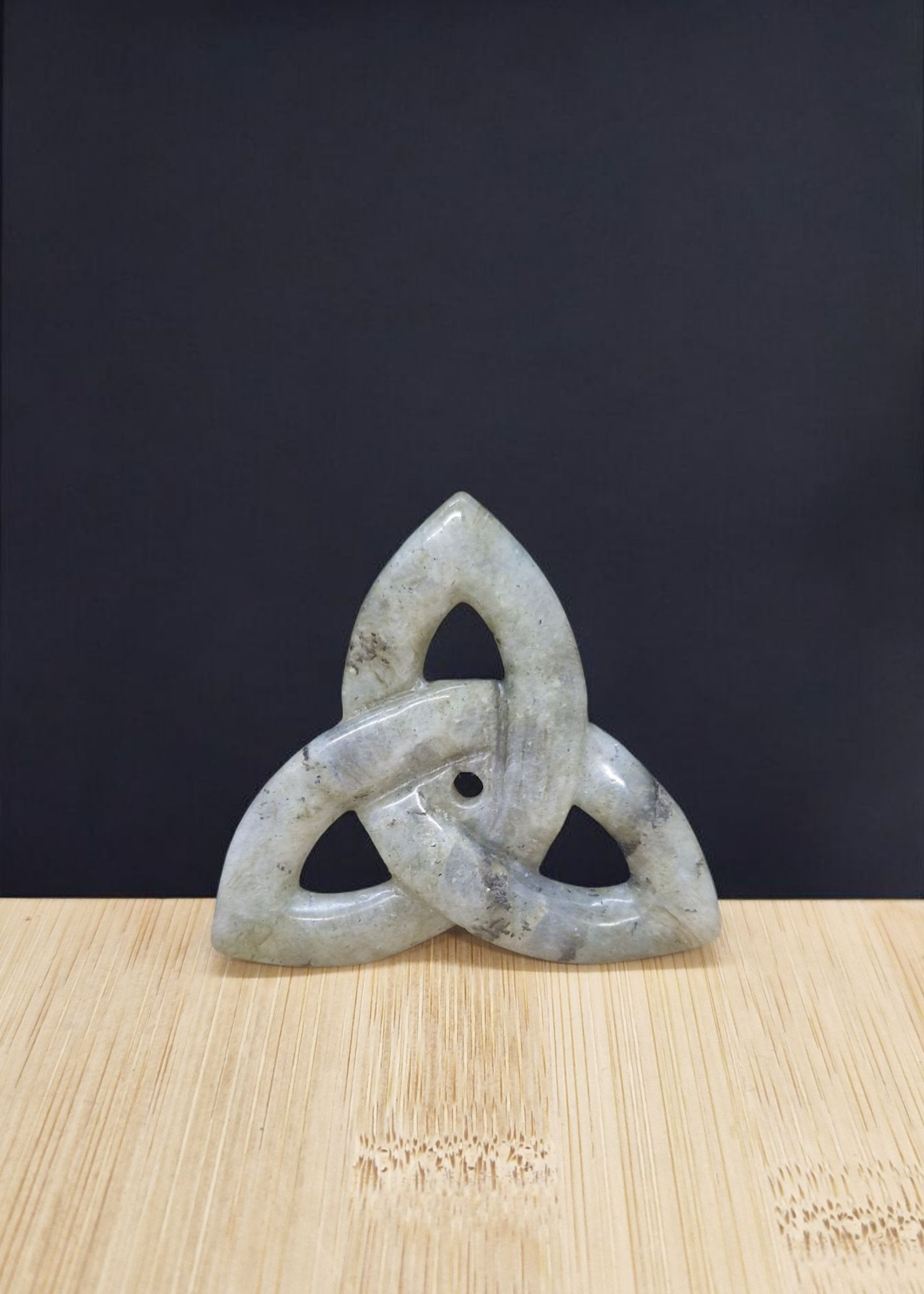 Triquetra Labradorite