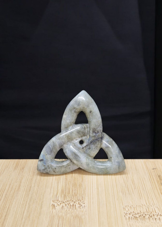 Triquetra Labradorite