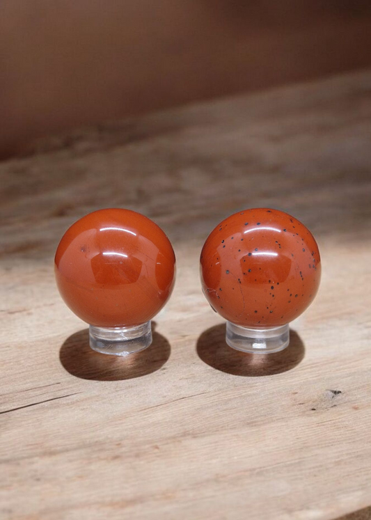 Petites sphères en Jaspe rouge