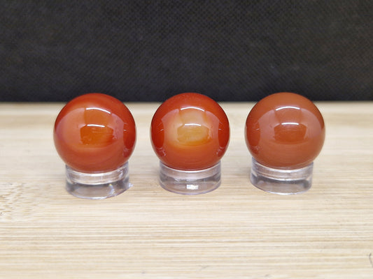 Mini sphères en Cornaline