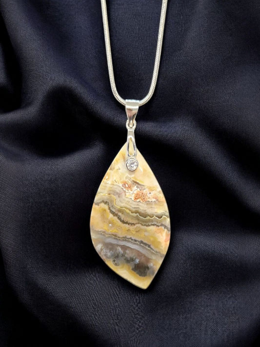 Pendentif Agate rubannée