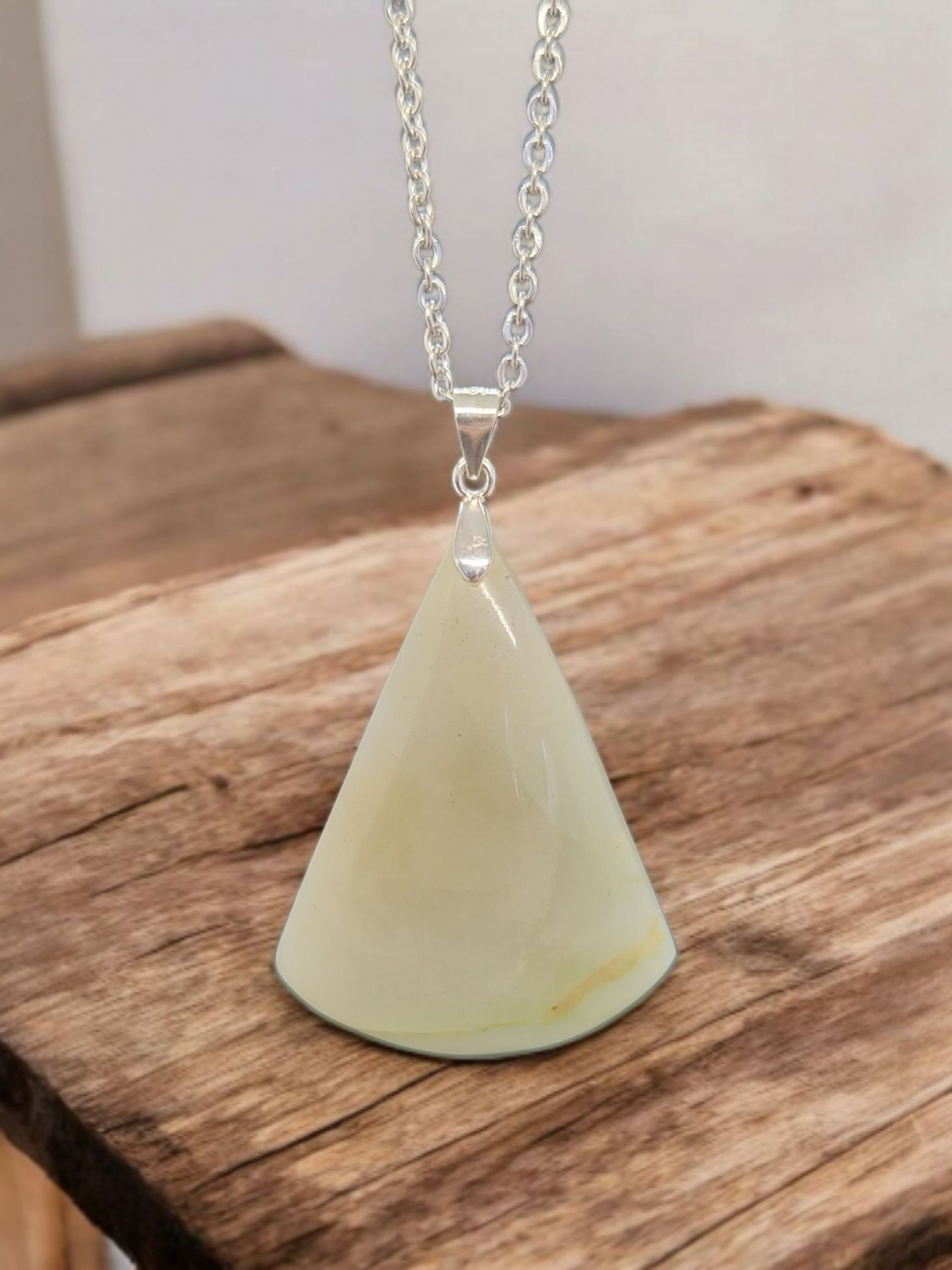 Pendentif Garniérite