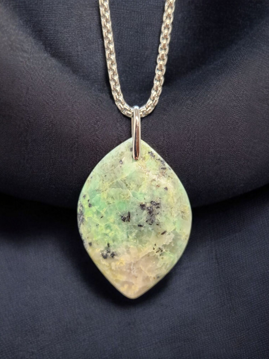 Pendentif Garniérite