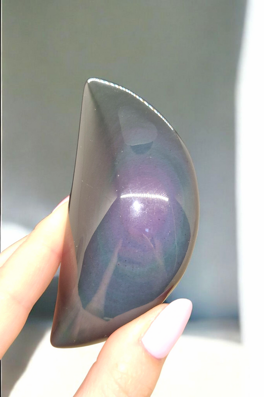 Lune obsidienne œil celeste