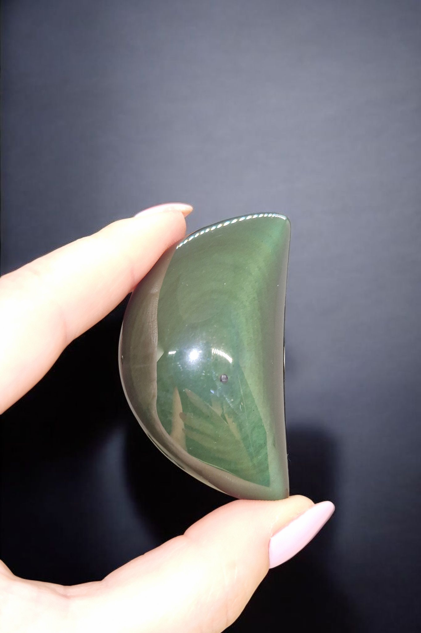 Lune obsidienne œil celeste