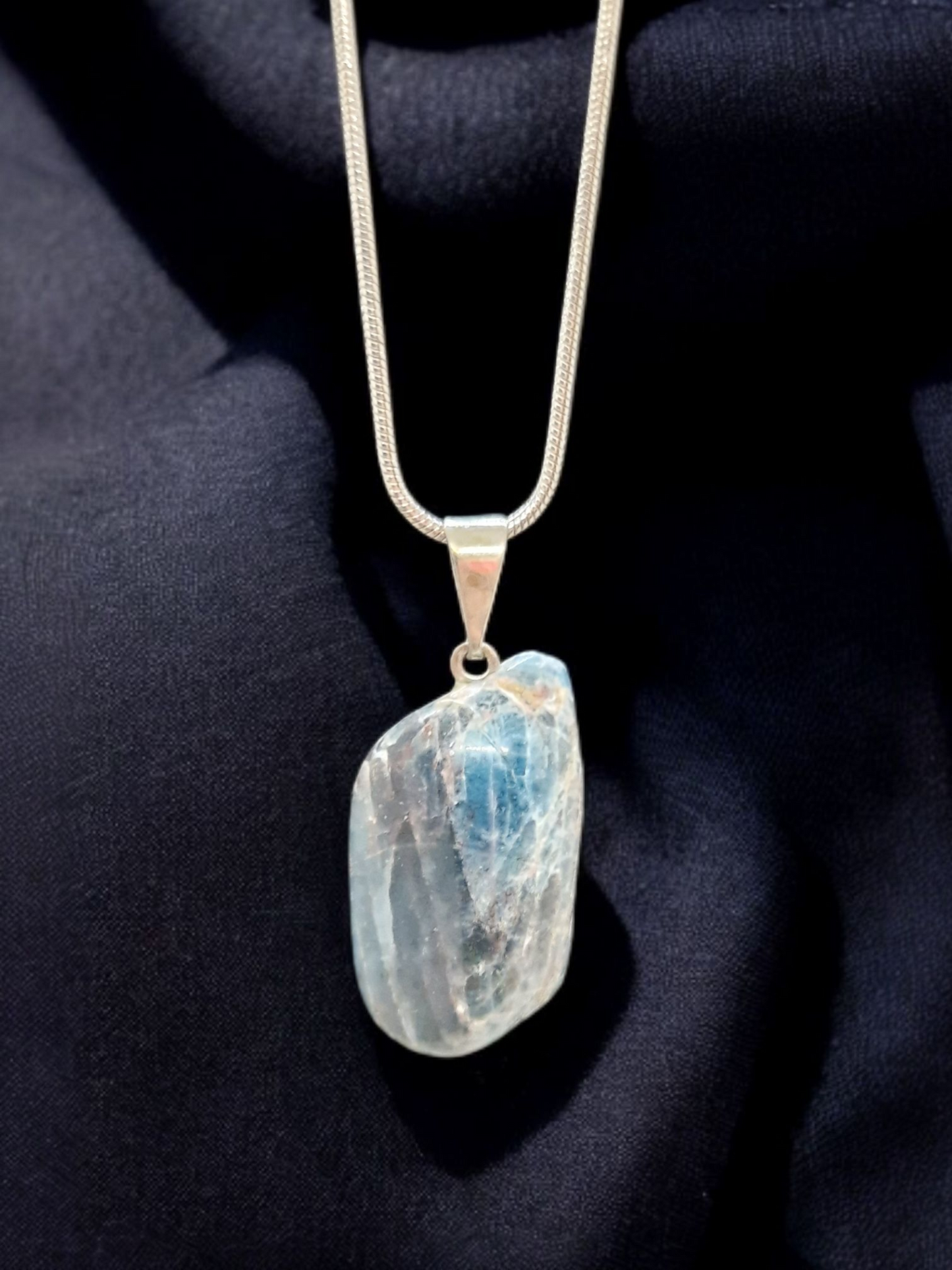Pendentif Apatite pierre roulée