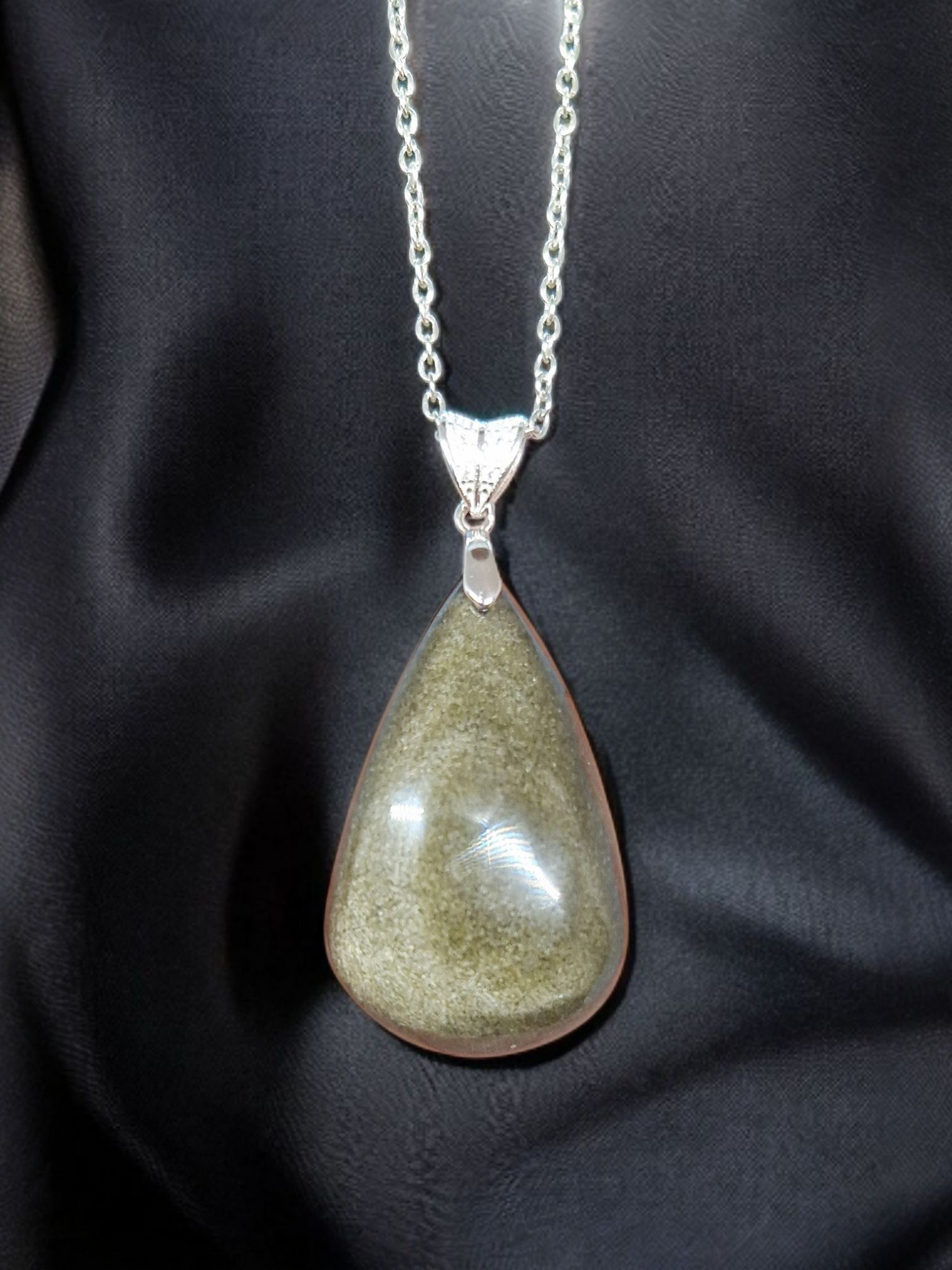 Pendentif Obsidienne dorée