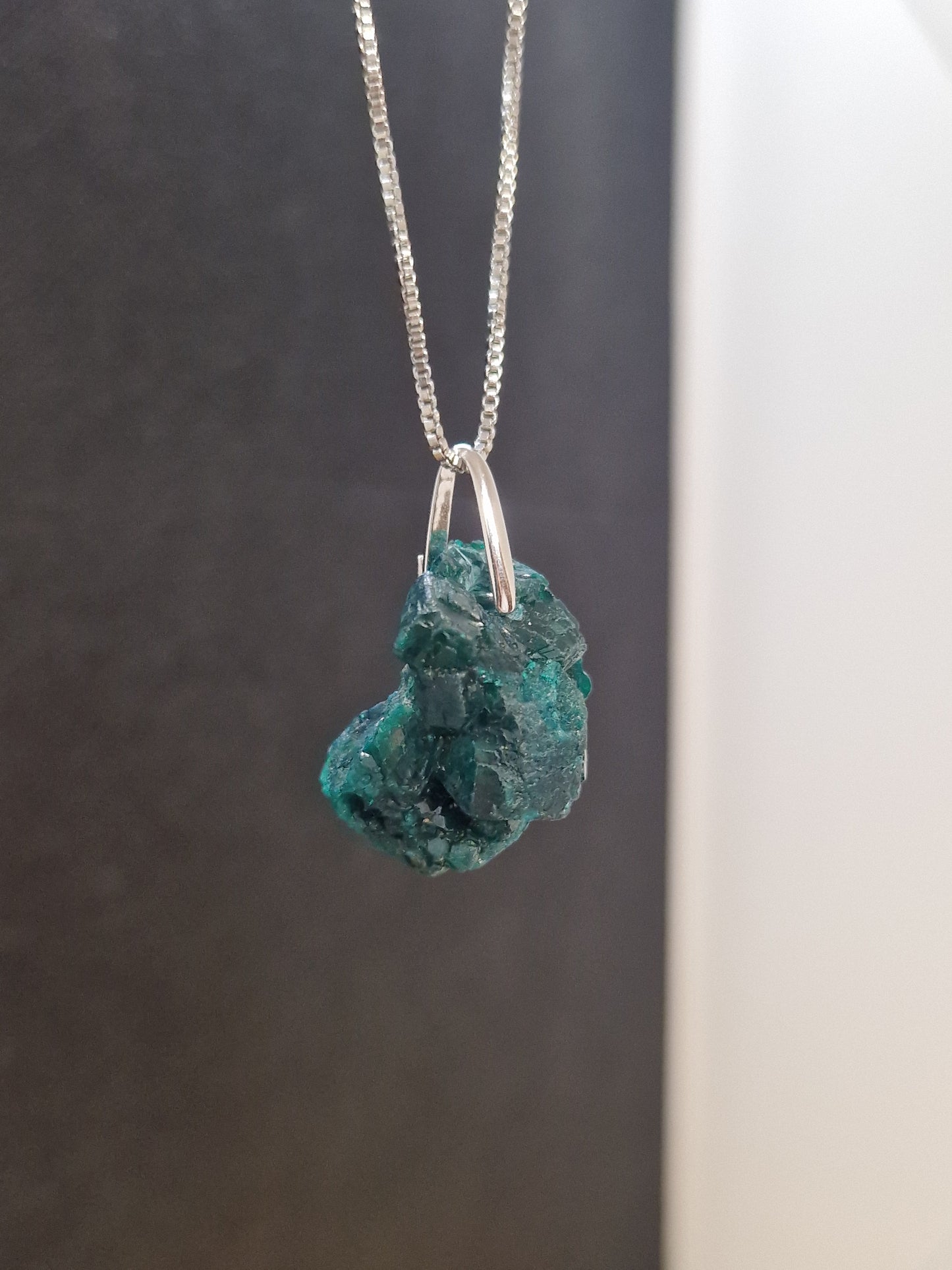 Pendentif Dioptase brute