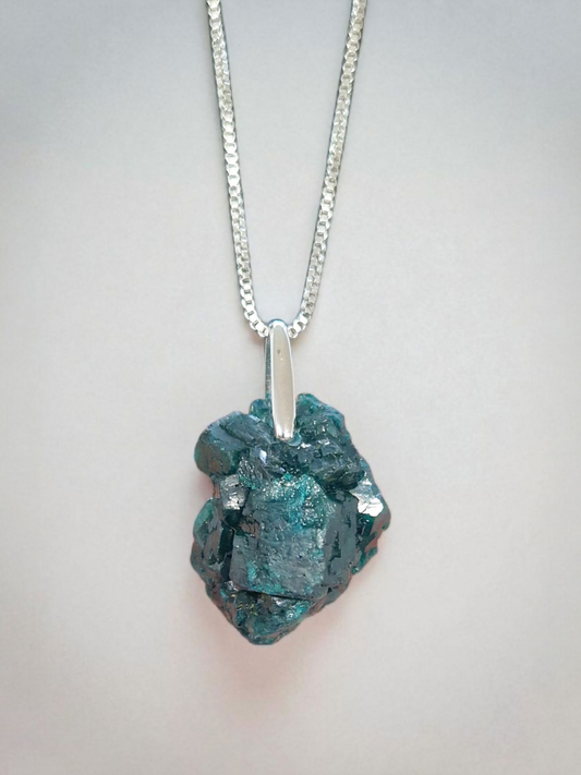 Pendentif Dioptase brute
