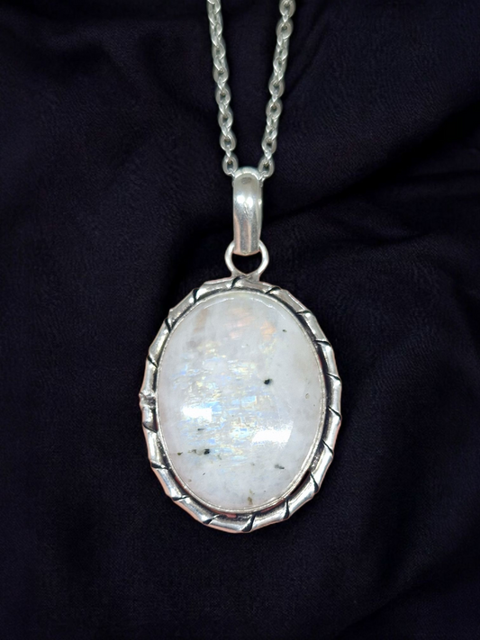 Pendentif Peristerite serti