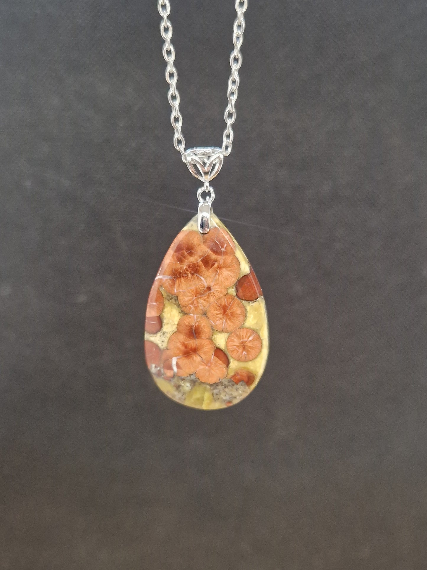 Pendentif Obsidienne peanuts réservé Elisabeth