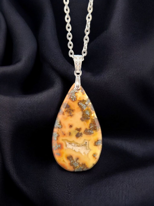 Pendentif Marcassite sur agate druzy