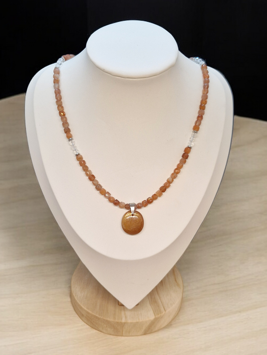 Collier Pierre de soleil